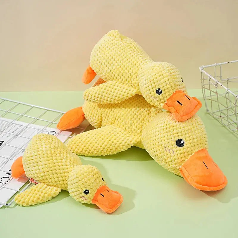 Plush Yellow Duck Pet Toy – Soft, Bite-Resistant, Squeaky Fun for All Sizes