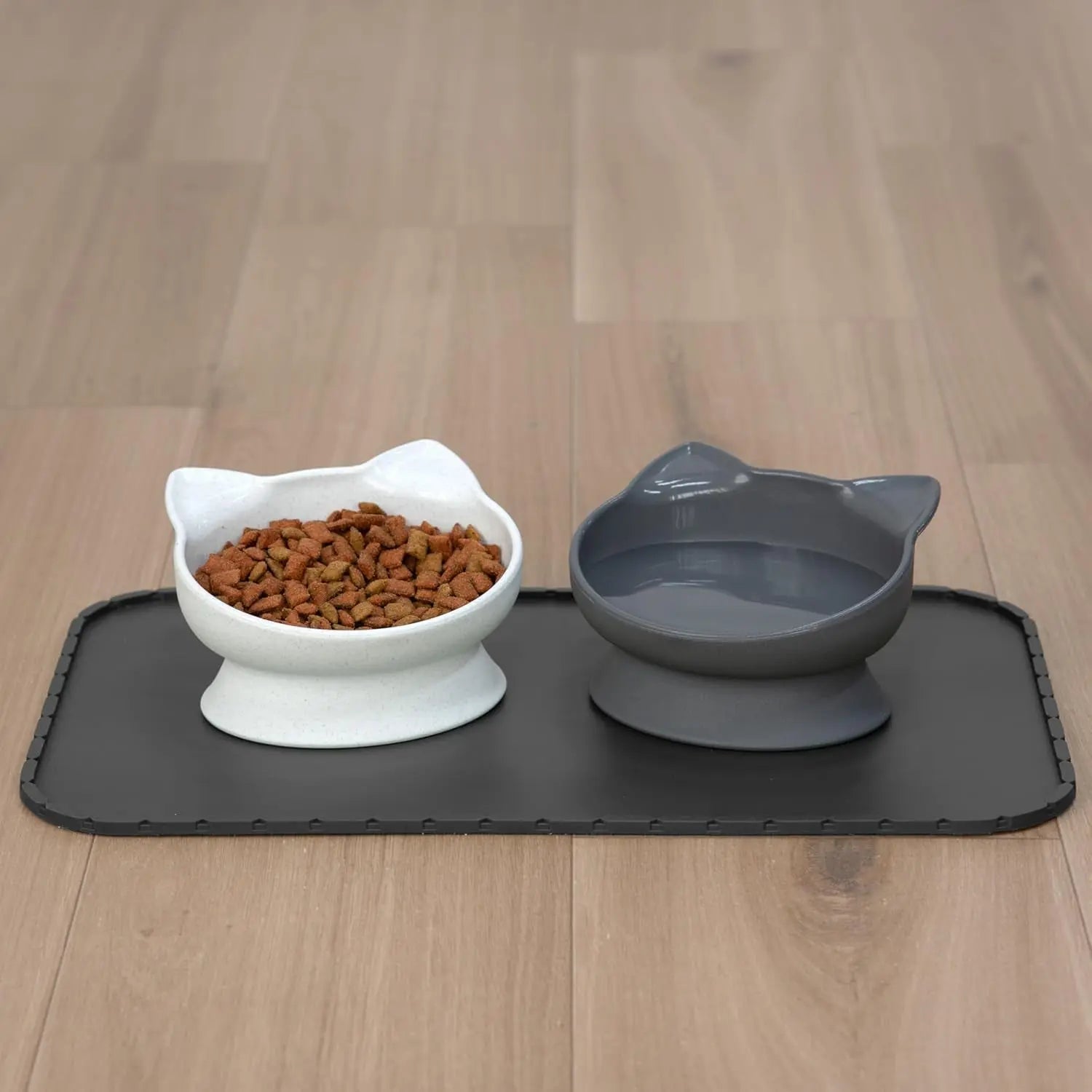 Kitty City Elevated Cat Bowls Set of 2 Whisker Friendly Raised 6.5oz Modern