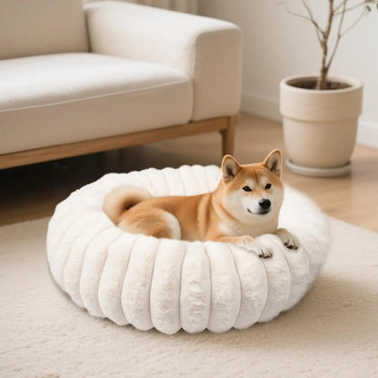 Luxury Donut Dog & Cat Bed, Faux Fur Calming Pet Bed with Non-Slip Base White