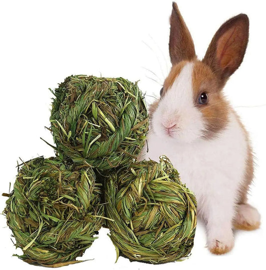 Timothy Hay Bunny Chew Balls Natural Grass Toys for Rabbits Guinea Pigs Hamsters 3 Pcs Grass Ball