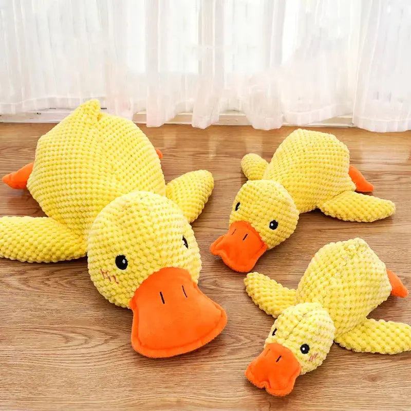 Plush Yellow Duck Pet Toy – Soft, Bite-Resistant, Squeaky Fun for All Sizes